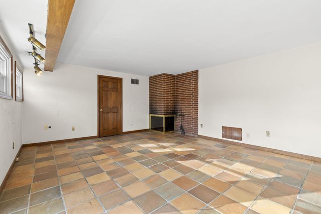 6637 Merwin Road, Columbus, OH 43235