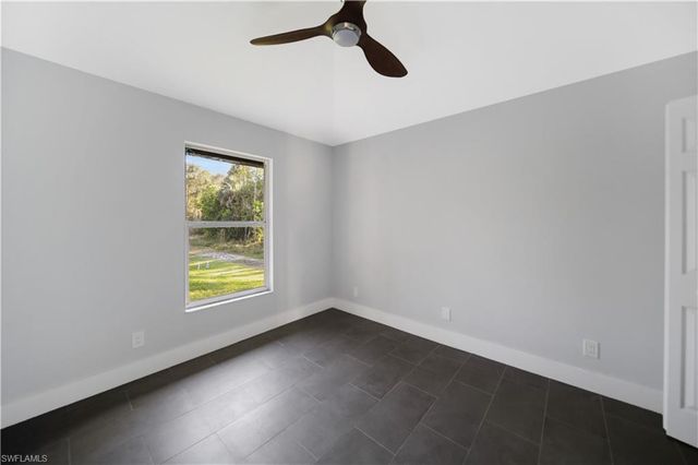 390 35th AVE NE, Naples, FL 34120