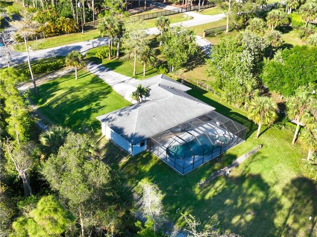 390 35th AVE NE, Naples, FL 34120