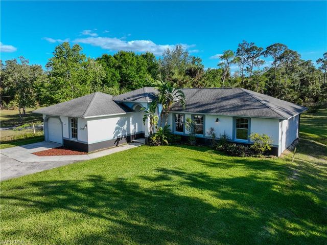 390 35th AVE NE, Naples, FL 34120