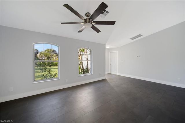 390 35th AVE NE, Naples, FL 34120