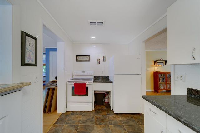 1256 NEW YORK AVENUE, Dunedin, FL 34698