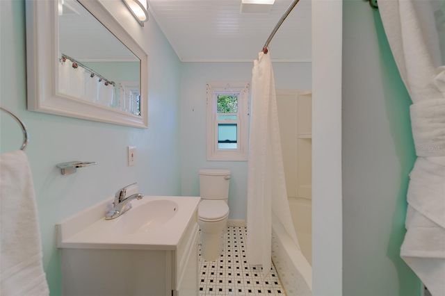 1256 NEW YORK AVENUE, Dunedin, FL 34698