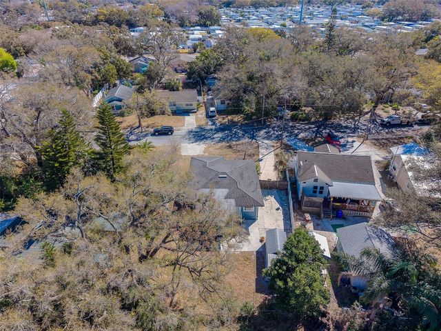 1256 NEW YORK AVENUE, Dunedin, FL 34698