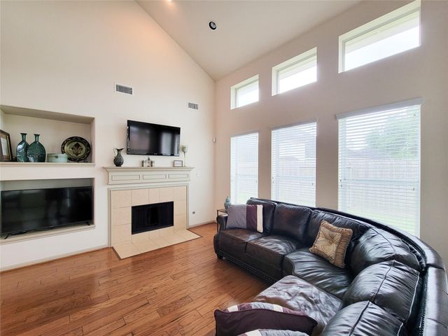 4027 Chestnut Bend, Missouri City, TX 77459
