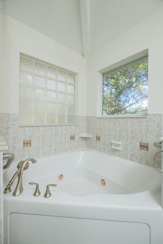34 Ocean Pines Dr, St Augustine, FL 32080