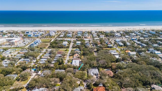 34 Ocean Pines Dr, St Augustine, FL 32080
