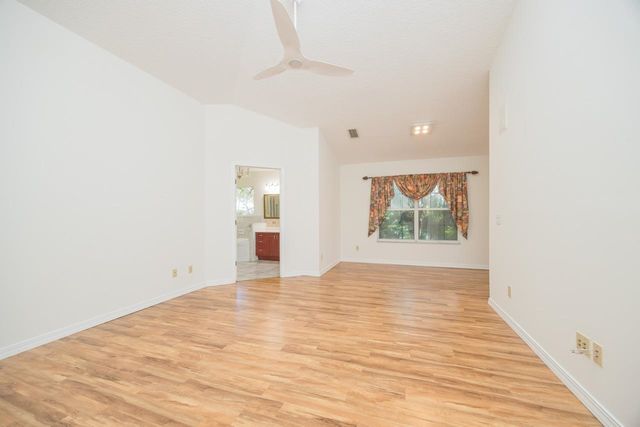 34 Ocean Pines Dr, St Augustine, FL 32080