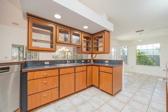 34 Ocean Pines Dr, St Augustine, FL 32080