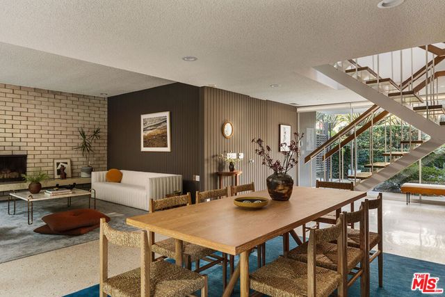 9080 Wonderland Park Avenue, Los Angeles, CA 90046