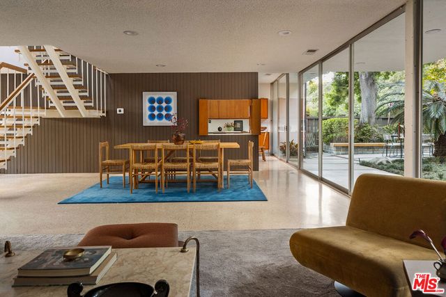 9080 Wonderland Park Avenue, Los Angeles, CA 90046