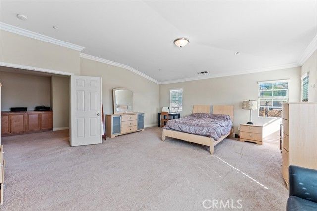 15359 Palm Leaf, Fontana, CA 92336