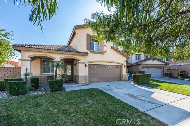 15359 Palm Leaf, Fontana, CA 92336