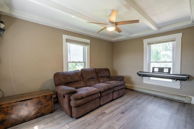 126 Rochester Hill Road, Rochester, NH 03867