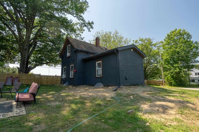 126 Rochester Hill Road, Rochester, NH 03867