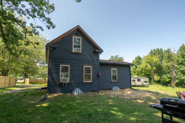 126 Rochester Hill Road, Rochester, NH 03867