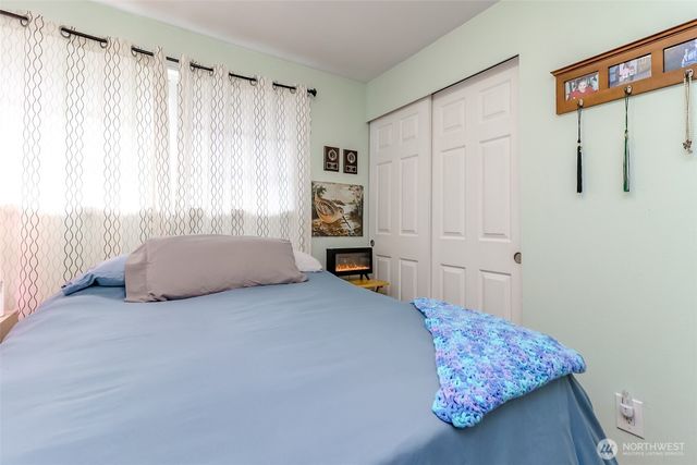 33818 35th Avenue SW, Federal Way, WA 98023