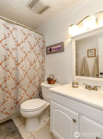 33818 35th Avenue SW, Federal Way, WA 98023