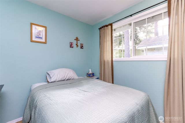 33818 35th Avenue SW, Federal Way, WA 98023