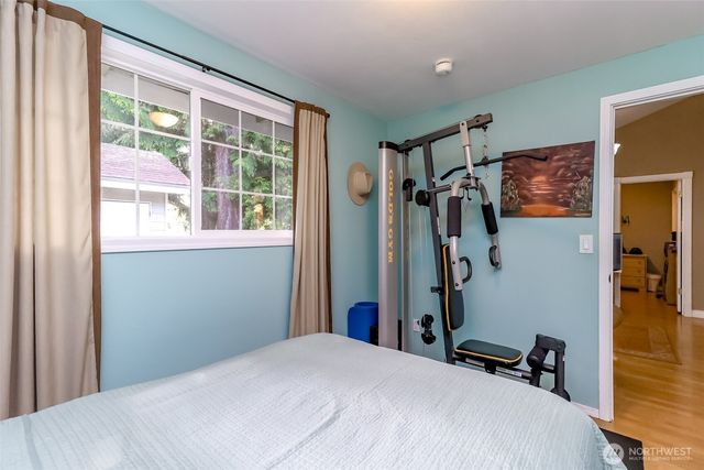 33818 35th Avenue SW, Federal Way, WA 98023