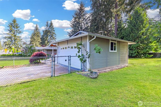 33818 35th Avenue SW, Federal Way, WA 98023