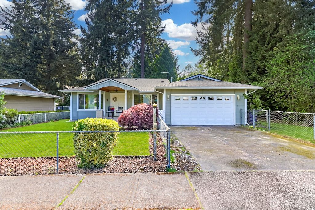 33818 35th Avenue SW, Federal Way, WA 98023