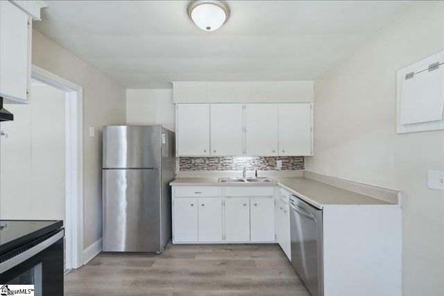 101 Arlo Court, Spartanburg, SC 29306