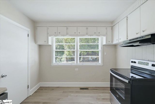 101 Arlo Court, Spartanburg, SC 29306