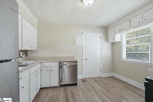 101 Arlo Court, Spartanburg, SC 29306