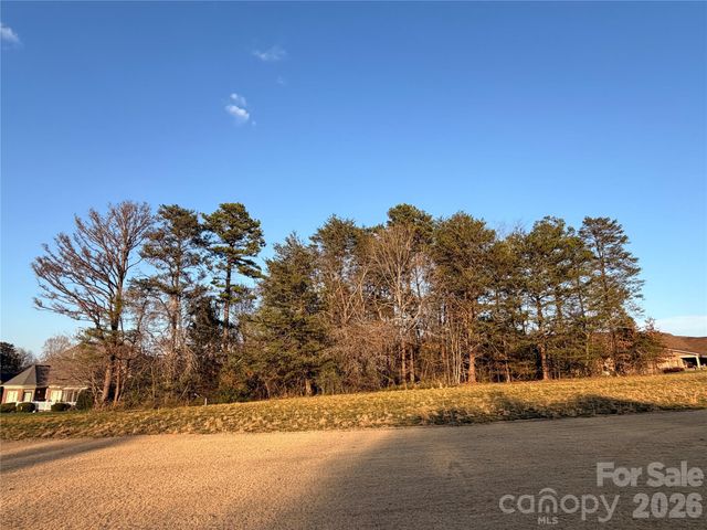 4014 Tanglewood Lane NE 188, Hickory, NC 28601