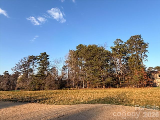 4014 Tanglewood Lane NE 188, Hickory, NC 28601