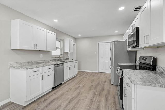 102 20TH STREET NE, Bradenton, FL 34208