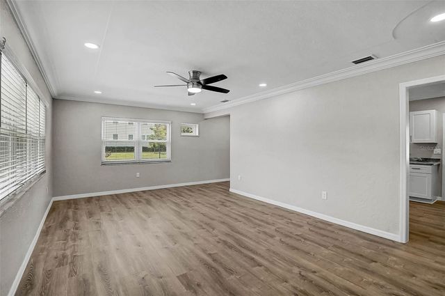 102 20TH STREET NE, Bradenton, FL 34208