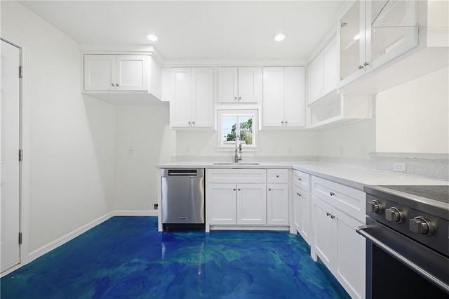 425 Naples St, Corpus Christi, TX 78404
