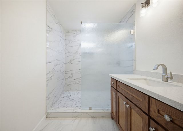 425 Naples St, Corpus Christi, TX 78404
