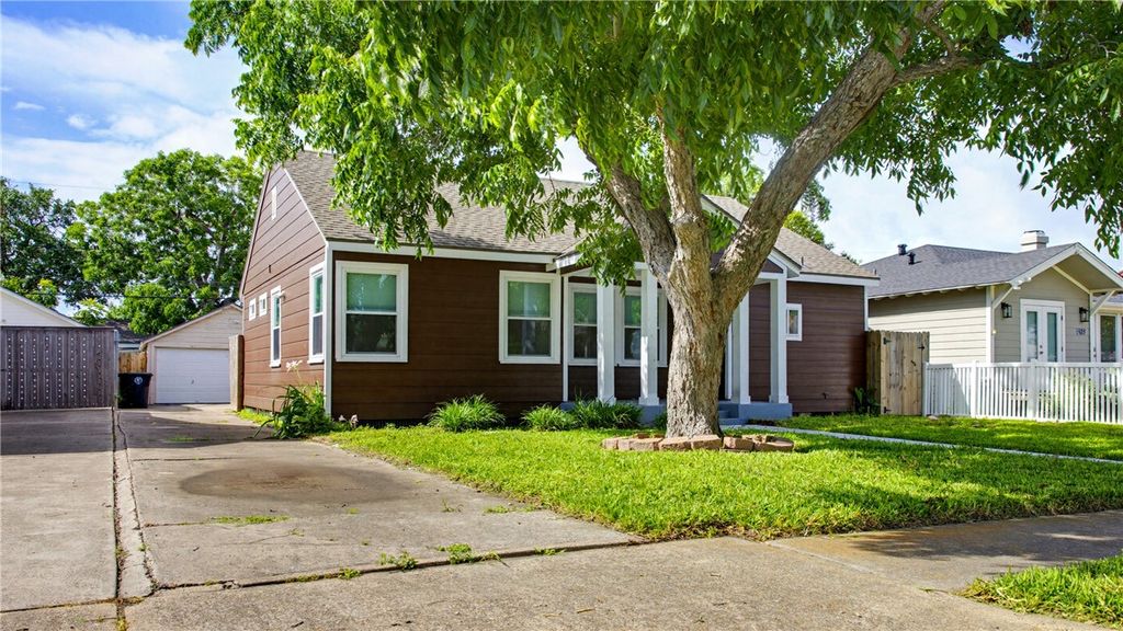 425 Naples St, Corpus Christi, TX 78404 — photo 2