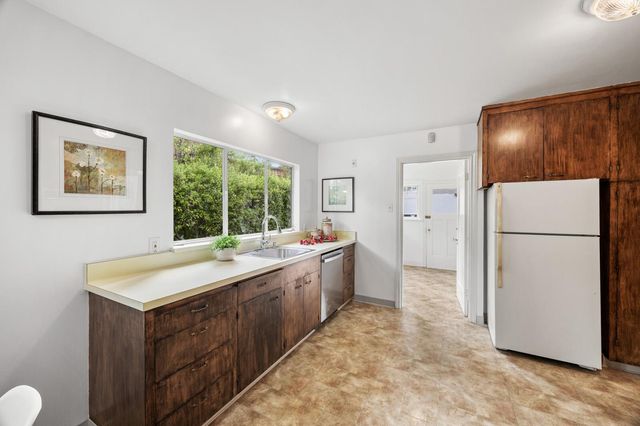 424 Hurlingham Avenue, San Mateo, CA 94402