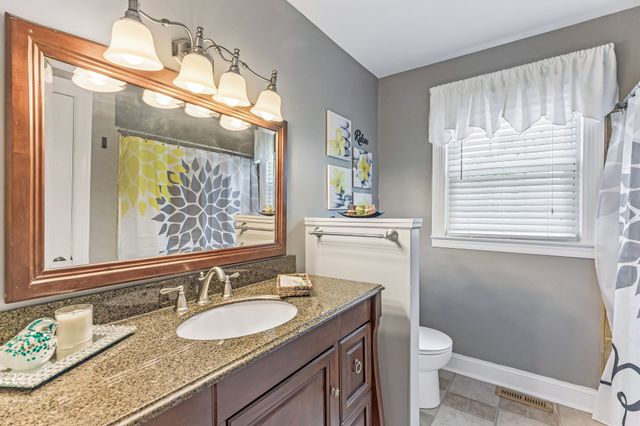 113 Riverwood Dr, Franklin, TN 37069