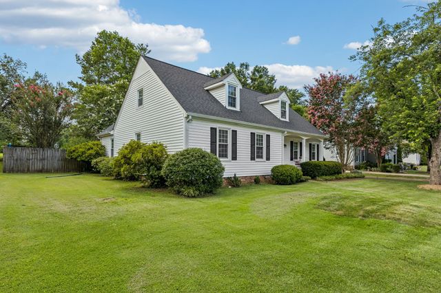 113 Riverwood Dr, Franklin, TN 37069