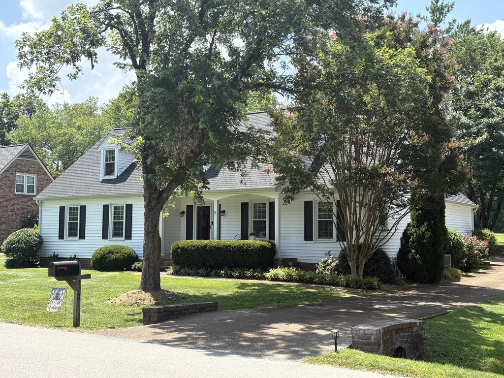 113 Riverwood Dr, Franklin, TN 37069