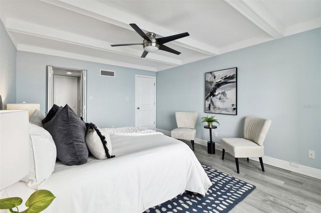 200 WOODETTE DRIVE 803, Dunedin, FL 34698