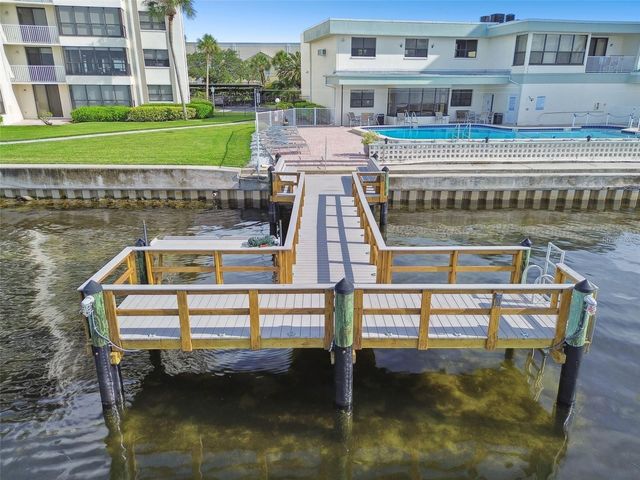 200 WOODETTE DRIVE 803, Dunedin, FL 34698