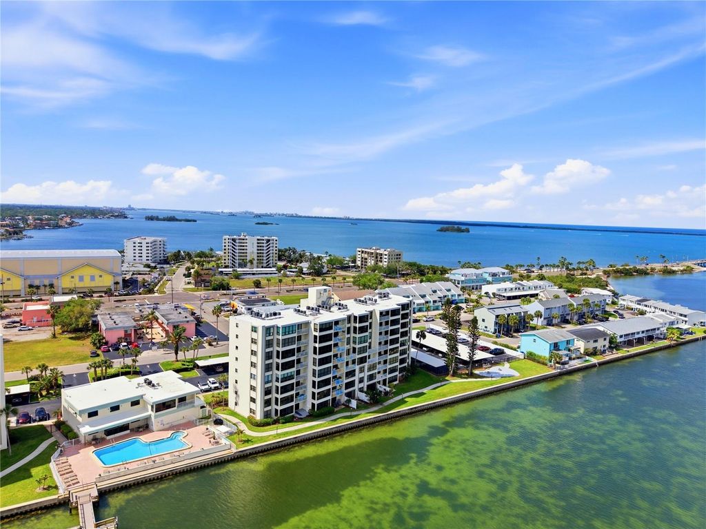 200 WOODETTE DRIVE 803, Dunedin, FL 34698