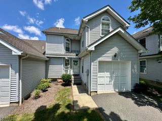 40 Lancelot Drive, Berkeley Heights Twp., NJ 07922