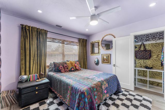 318 W Mango Street W, Lantana, FL 33462