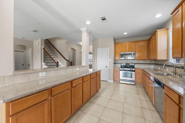 17215 Pine Hollow Landing Court, Houston, TX 77084