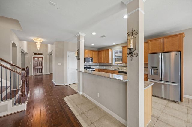 17215 Pine Hollow Landing Court, Houston, TX 77084