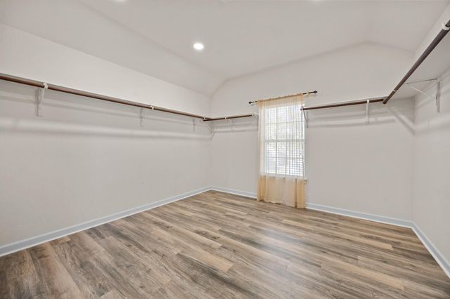 17215 Pine Hollow Landing Court, Houston, TX 77084