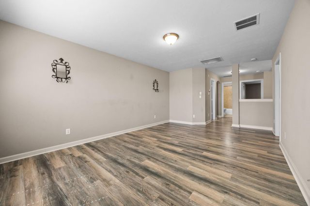 17215 Pine Hollow Landing Court, Houston, TX 77084