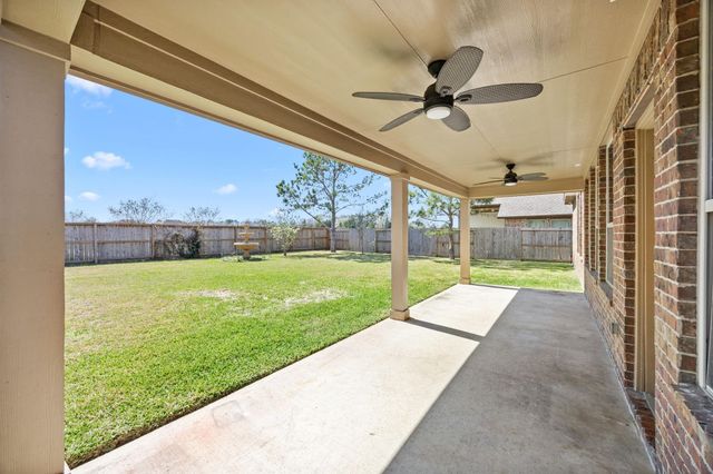 17215 Pine Hollow Landing Court, Houston, TX 77084